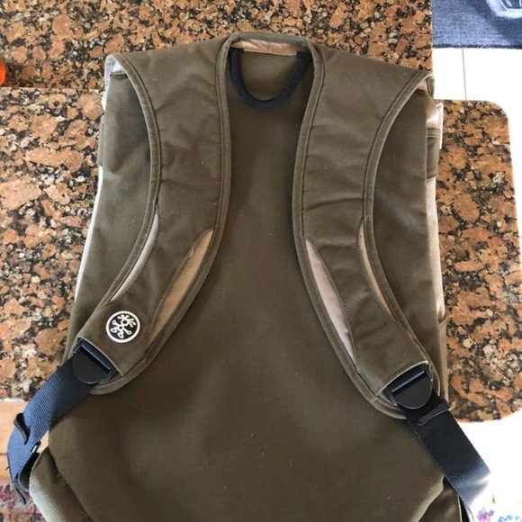 Crumpler Messenger Backpack - Picture 5 of 5